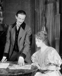 Osgood Perkins (Michael) and Lillian Gish (Helena).