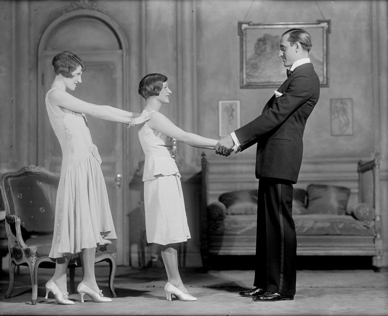 L to R: Helen Menken (Irene), Ann Trevor (Gisele) and Basil Rathbone ...
