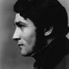 Brian Aherne as Robert Browning.
