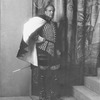 Alfred Lunt as Earl of Essex.