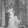 Lynn Fontanne as Elizabeth the Queen.
