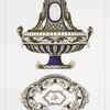 Vase a médaillon de Marie-Thérèse (Collection de S.M. la Reine D'Angleterre. Buckingham-Palace); Plateau a ruban (Collection de M. ***).