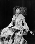 Katharine Cornell as Countess Ellen Olenska.