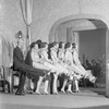Lee Tracy as Roy Lane, a hoofer & song & dance man & chorus girls in 'Broadway' NYC: Broadhurst Theatre, 1926.