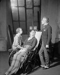 Lynn Fontanne, Alfred Lunt (in chair) and Baliol Holloway in the "Doctor's dilemma."