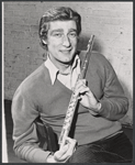 Richard Mulligan in the stage production Thieves