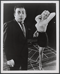 Jackie Mason and Lee Meredith in rehearsal for the stage production A Teaspoon Every Four Hours