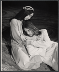 Yvonne Elliman and Jeff Fenholt in the stage production Jesus Christ Superstar