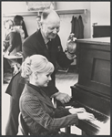 John Gielgud and Debbie Reynolds in rehearsal for the stage production Irene