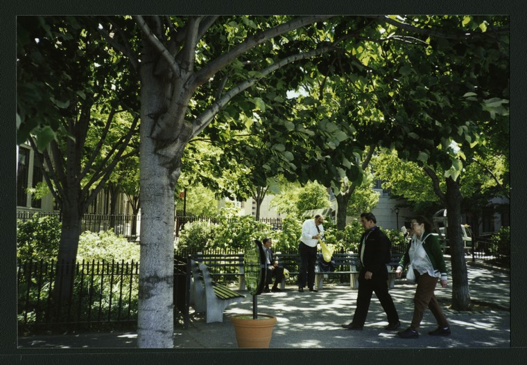 Hudson River Esplanade between West Thames Street and Rector Place, Battery Park City in 1999