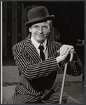 Burgess Meredith in the stage production Happy as Larry