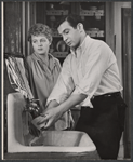 Shelley Winters and Ben Gazzara in the stage production A Hatful of Rain