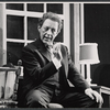 Alec Guinness in the stage production Dylan