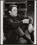 Alec Guinness in the stage production Dylan
