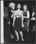 Joan Blondell, Jennifer Harmon, and Swoosie Kurtz in the stage production The Effect of Gamma Rays on Man-in-the-Moon Marigolds