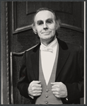 Edward McPhillips in the stage production Dear Oscar