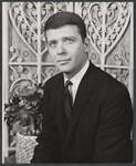 Robert Reed in the stage production Barefoot in the Park