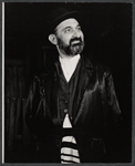 Fyvush Finkel in the touring stage production Fiddler on the Roof
