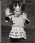 Menasha Skulnik in the stage production La Belle