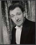 Robert Dhéry in the stage production La Plume de Ma Tante