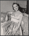 Mona Freeman in the 1958 tour of the stage production Middle of the Night