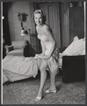 Mona Freeman in the 1958 tour of the stage production Middle of the Night