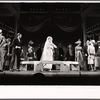 Monte Amundsen and ensemble in the stage production Cafe Crown