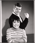 Robert Reed and Pat Suzuki in the touring stage production The Owl and the Pussycat 
