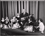 John Van Dreelen, Jeannie Carson and ensemble in the touring stage production The Sound of Music