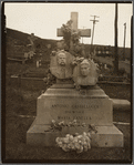 Gravestone in Bethlehem graveyard. Pennsylvania