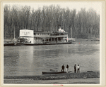 Ferry and river men. Vicksburg, Mississippi.