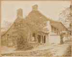 Dyckmann Farmhouse (1783), little girl outside