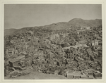 Dritte Ansicht der Stadt Mekka: links die nördliche Ecke der Moschee; ein wenig südöstlich von derselben das Bâb ès-salâm, durch welches die Pilger in die Moschee eintreten