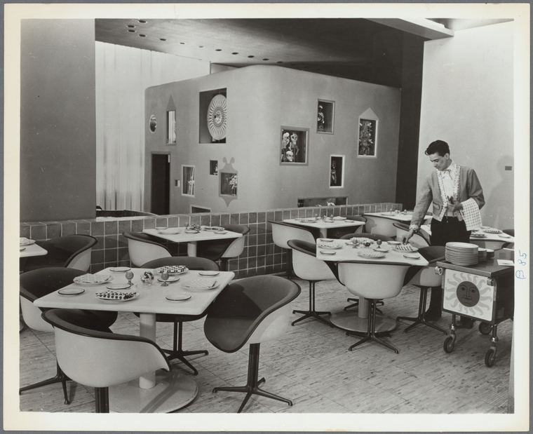 Dining Room from NYPL Digital Collections 5437594