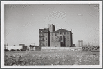 Old house, soon afterwards demolished to make room for a park, near Brooklyn Bridge, N.Y.