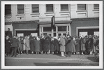 Closing-out sale (1st day) at Loeser's department store on Livingston Street in Brooklyn