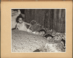Roma children in bed