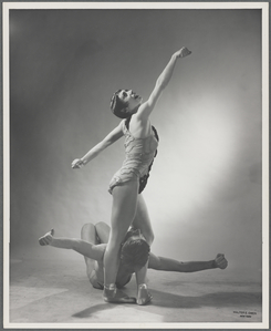 Kaye, Nora, 1920-1987: Photographic Scrapbook
