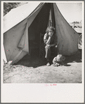 Eighteen year-old mother from Oklahoma, now a California migrant