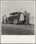 Oklahoma sharecropper entering California stalled on desert with his wife and four children