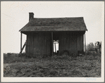 Abandoned tenant house on a mechanized plantation of the Mississippi Delta