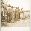 Lunchtime for cotton hoers. Mississippi Delta