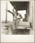 Sharecropper eating near Clarksdale, Mississippi