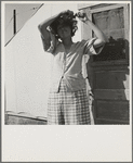 In a carrot pullers' camp near Holtville, Imperial Valley, California. Woman from Broken Bow, Oklahoma