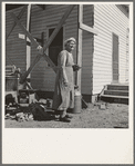 Soper grandmother helps the large family. Willow Creek area, Malheur County, Oregon. General caption number 72
