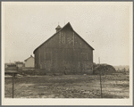 Barn of Lyle Askeland farm, six hundred forty acres near Armstrong, Iowa. Owned by loan company. Until recently it was owned by absentee estate. Barn received little or no attention over period of twenty years