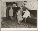 Tip Estes, Indiana hired hand, with four of his nine children. Near Fowler