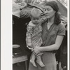 Migrant mother with child, near Harlingen, Texas