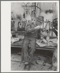 Oil worker eating lunch, Kilgore, Texas