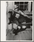 Construction worker on Shasta Dam, Shasta County, California